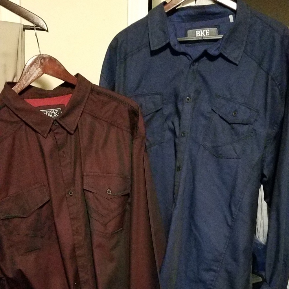 Buckle Black shirt - Maroon
